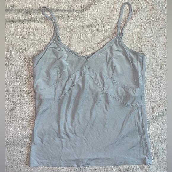 CITY DKNY baby blue silk camisole with adjustable straps and built in bra (M) - Picture 1 of 4